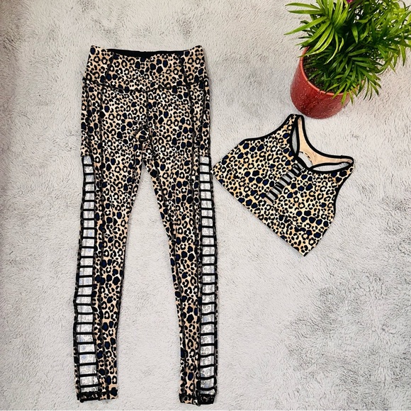 VSX cheetah print caged matching set - Picture 10 of 12